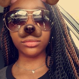 Meet your Posher, Ashley